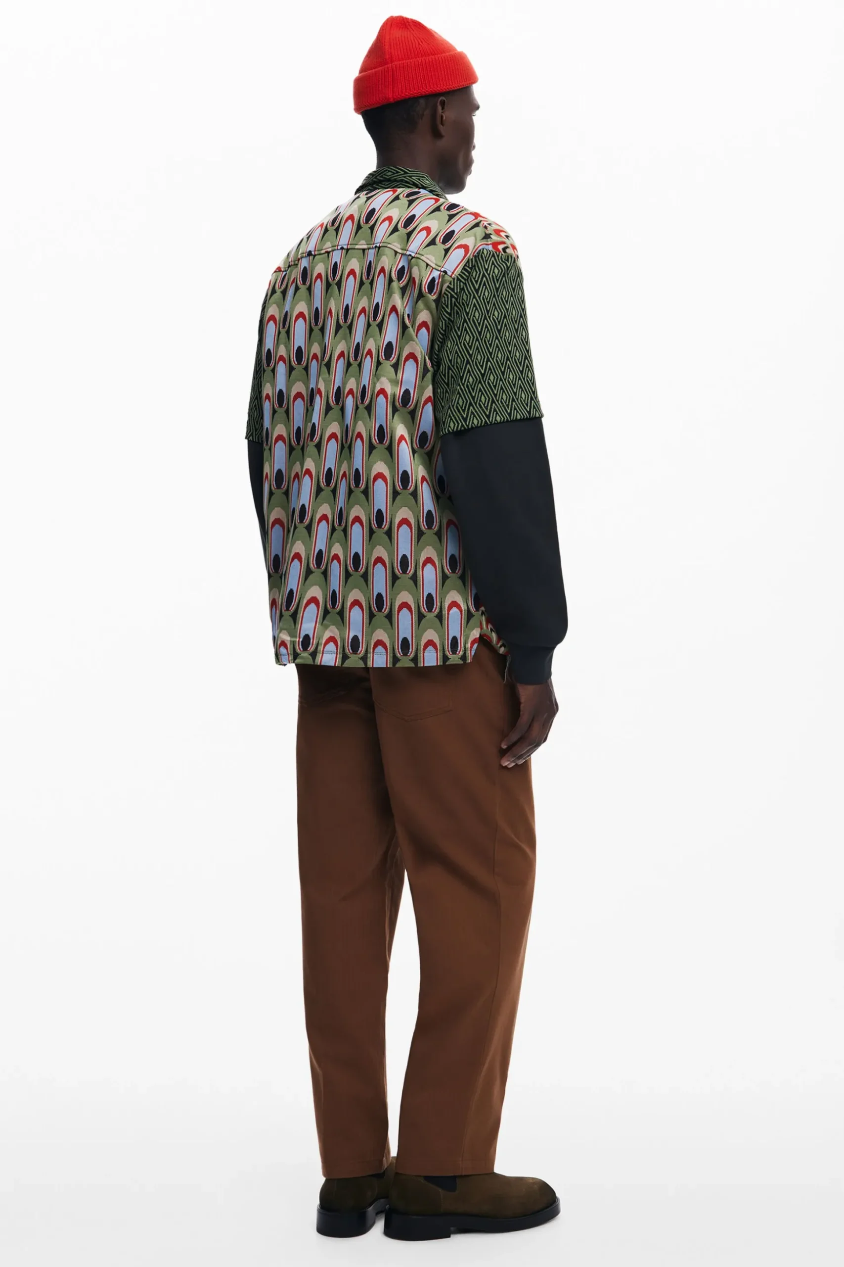 Arty knit shirt