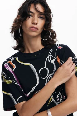 Arty T-shirt