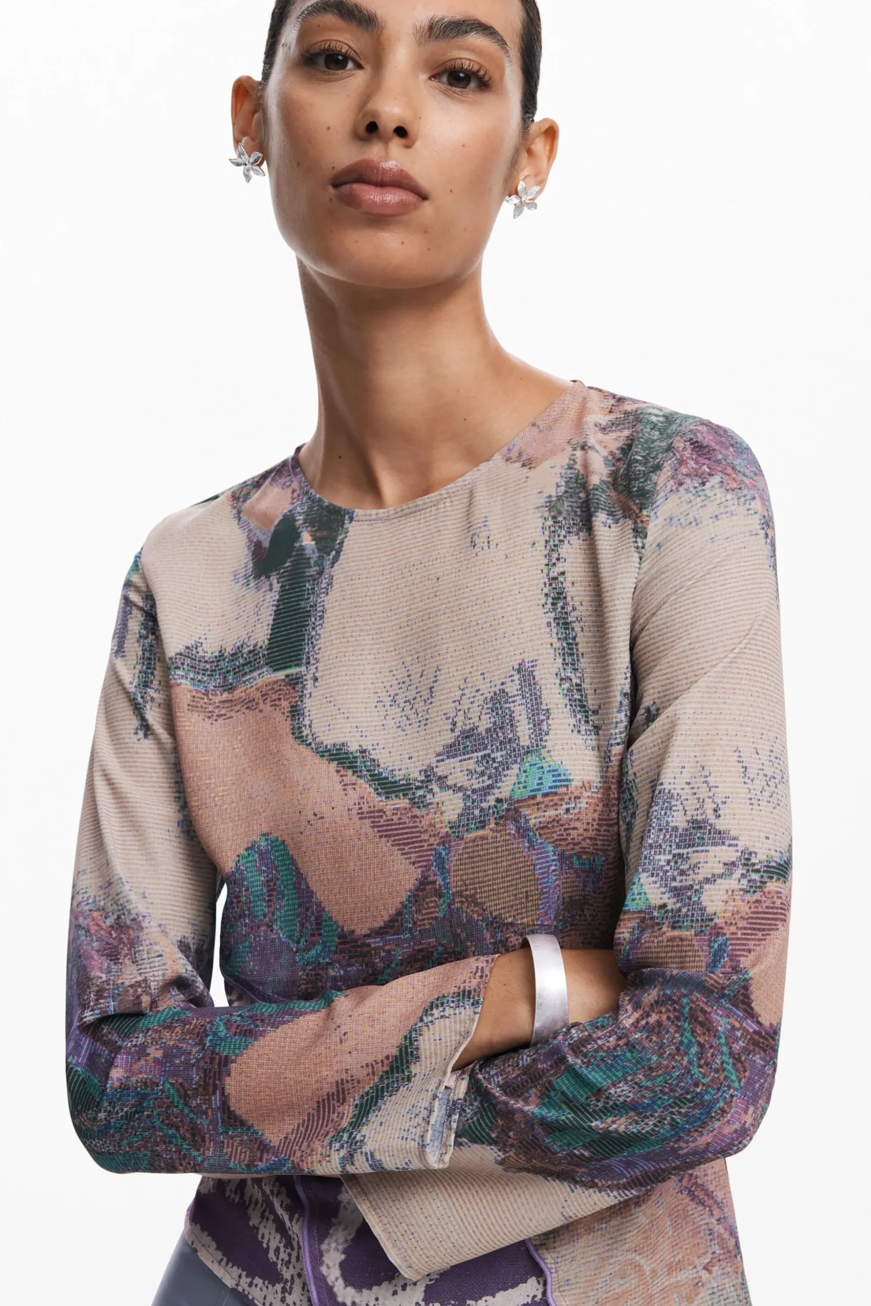 Asymmetric printed T-shirt
