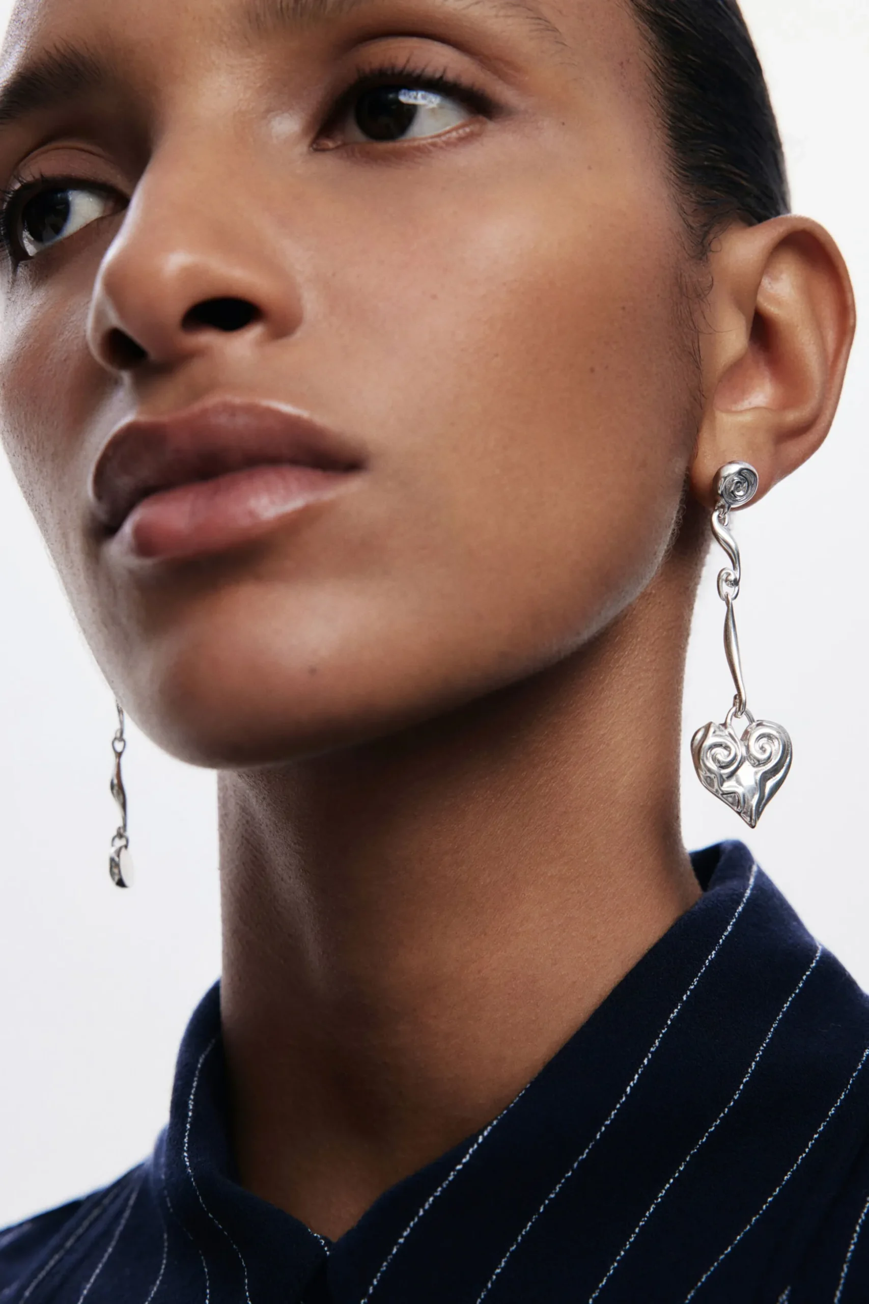 Asymmetric silver-plated Zalio earrings