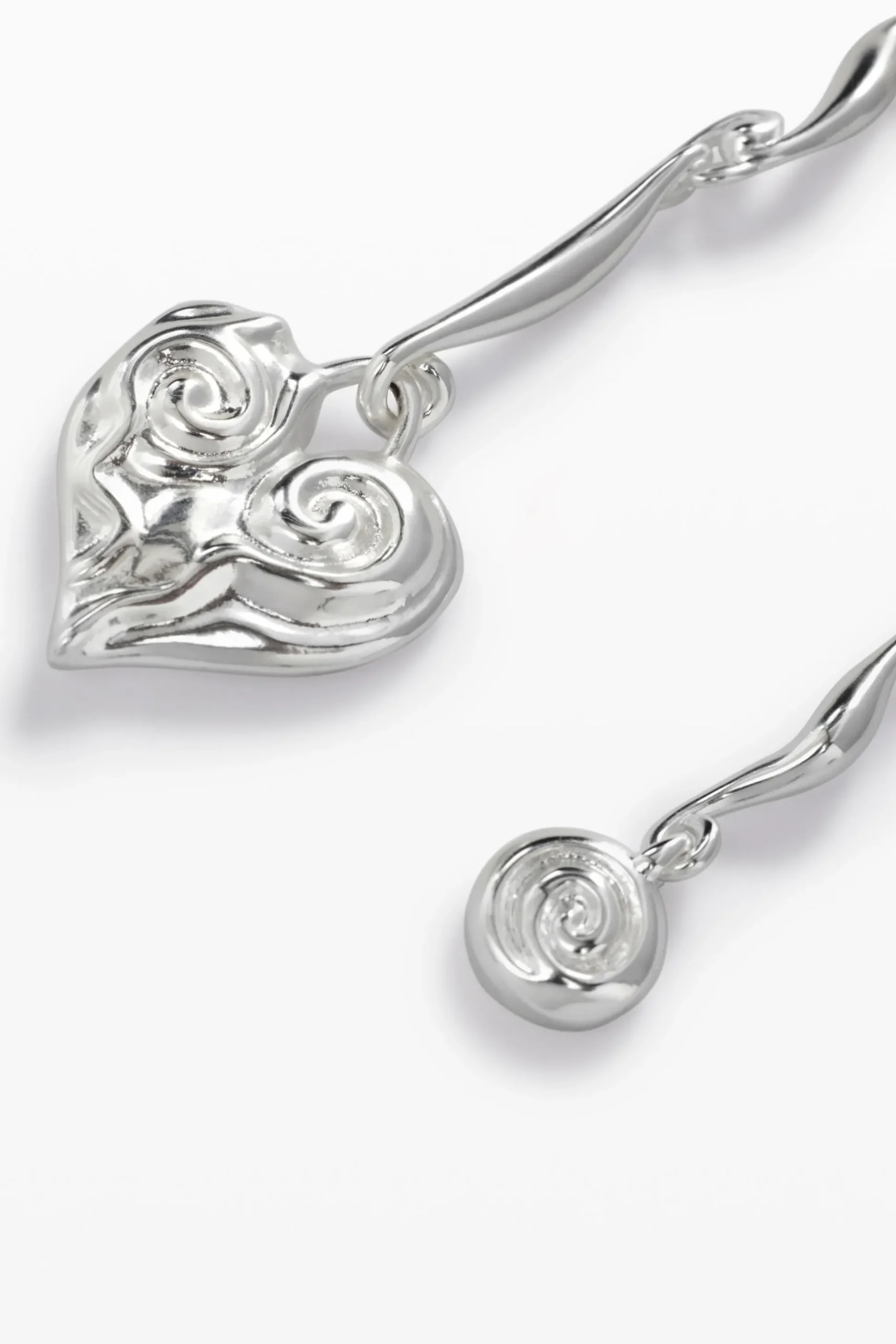 Asymmetric silver-plated Zalio earrings