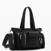 Bag with large handles and zipper