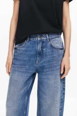 Balloon denim jeans