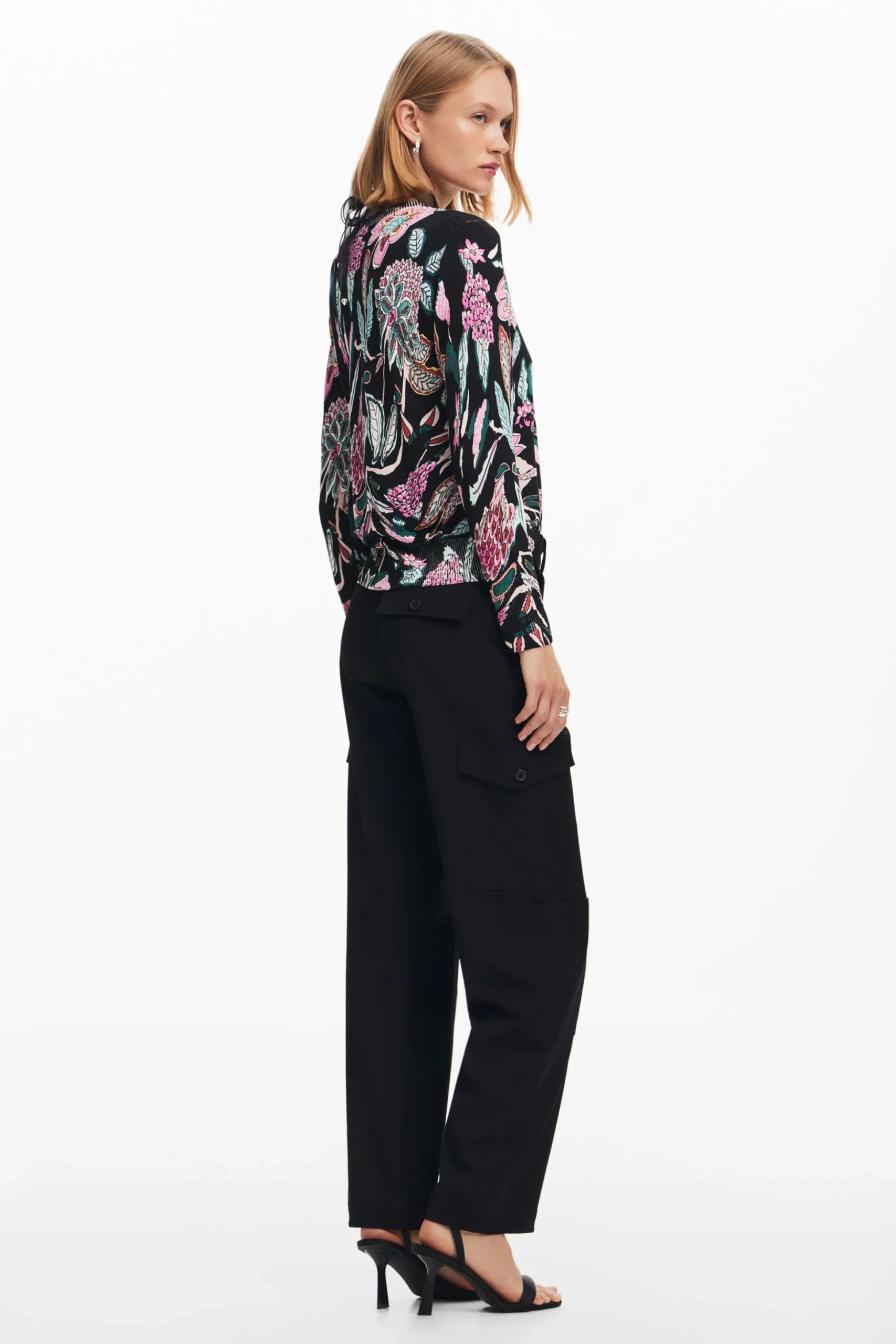 Botanical print knit sweater
