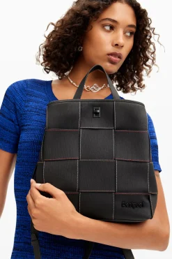Braided S backpack with topstitching