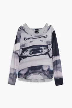 Car print T-shirt