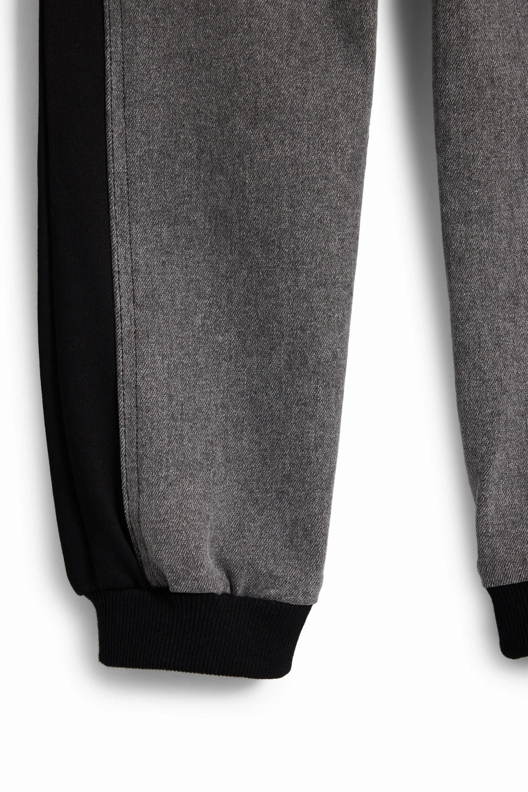 Combined jogger pants