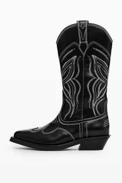 Cowboy boot