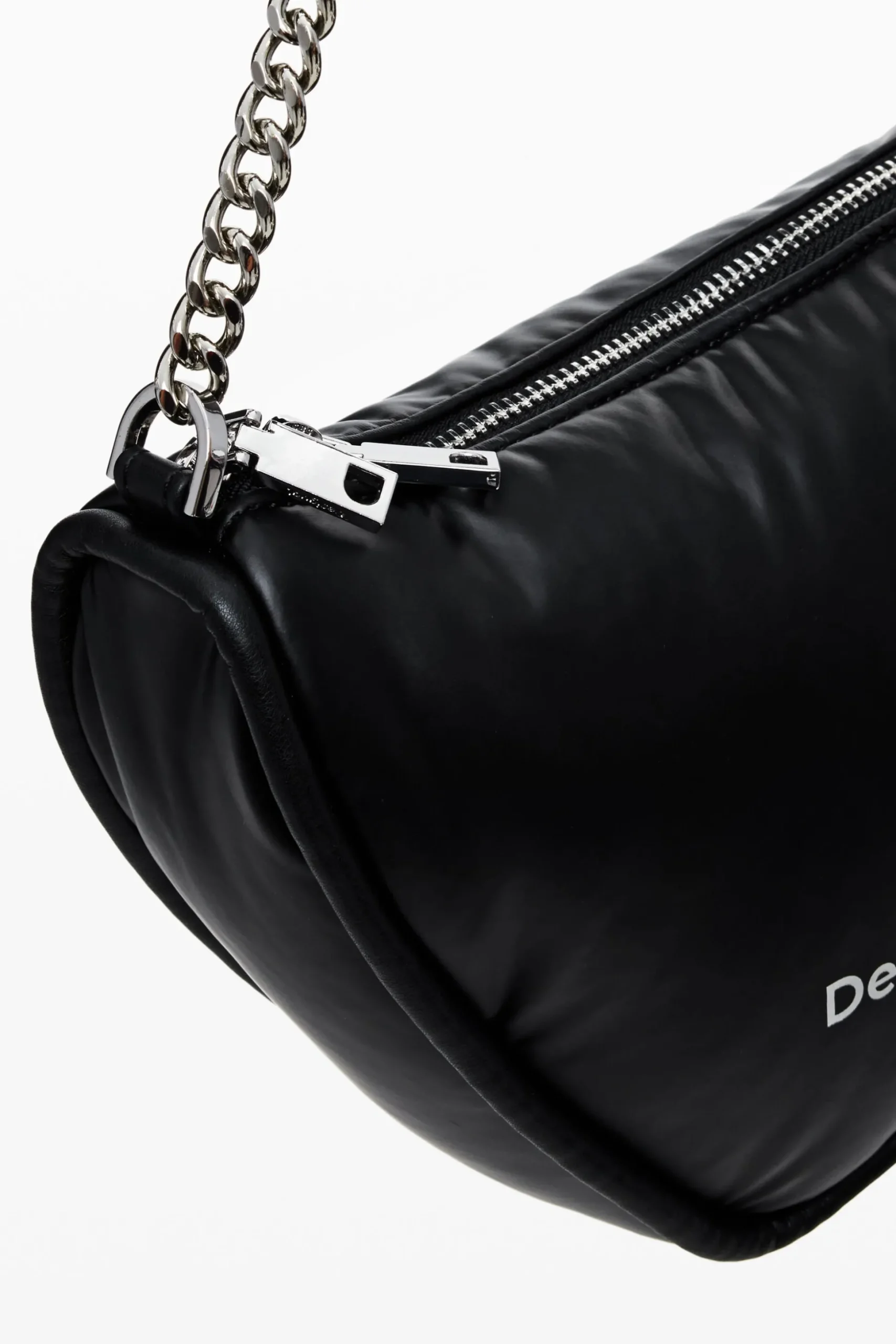 Crossbody bag with zipper