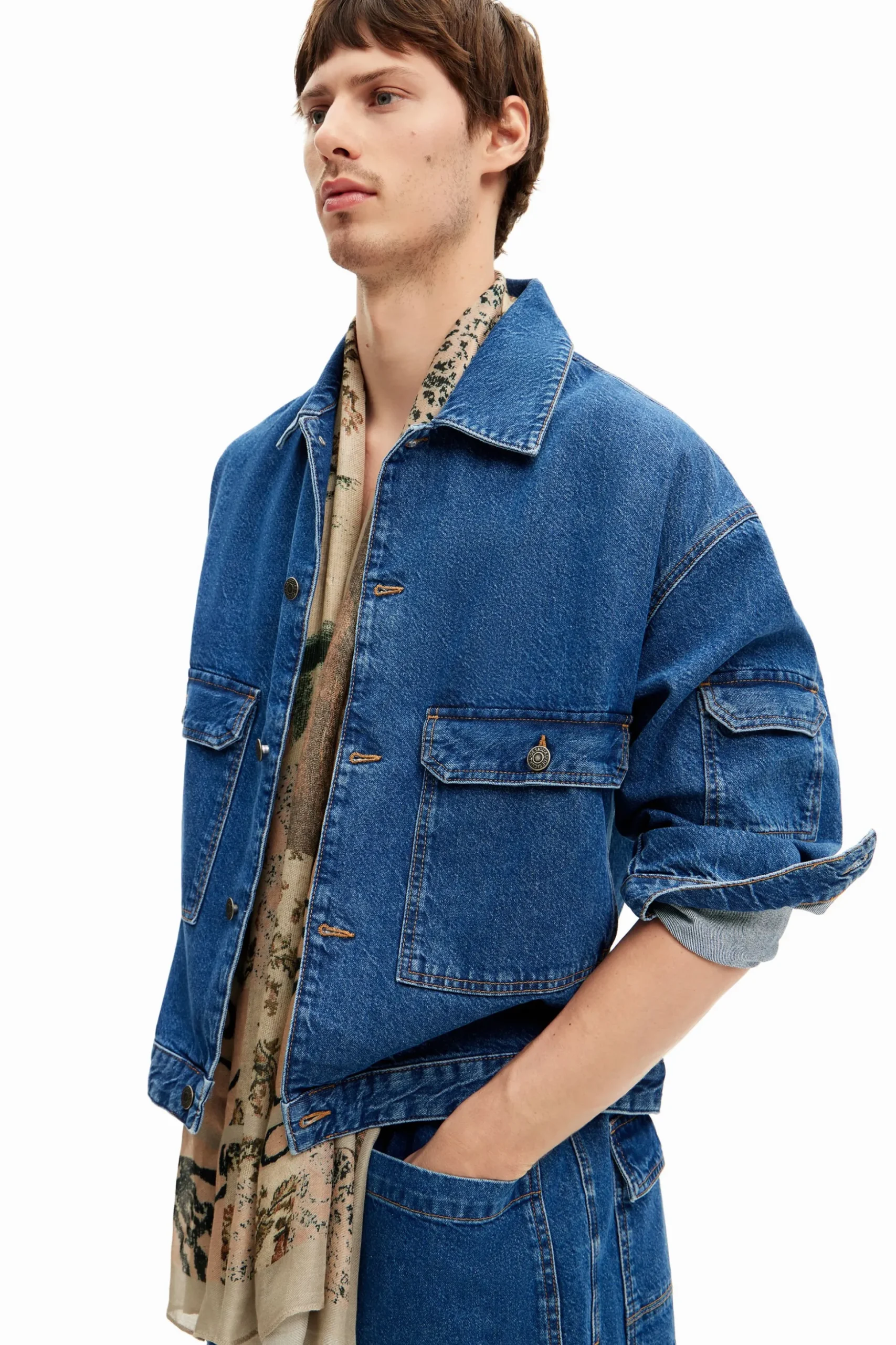 Denim jacket with pockets