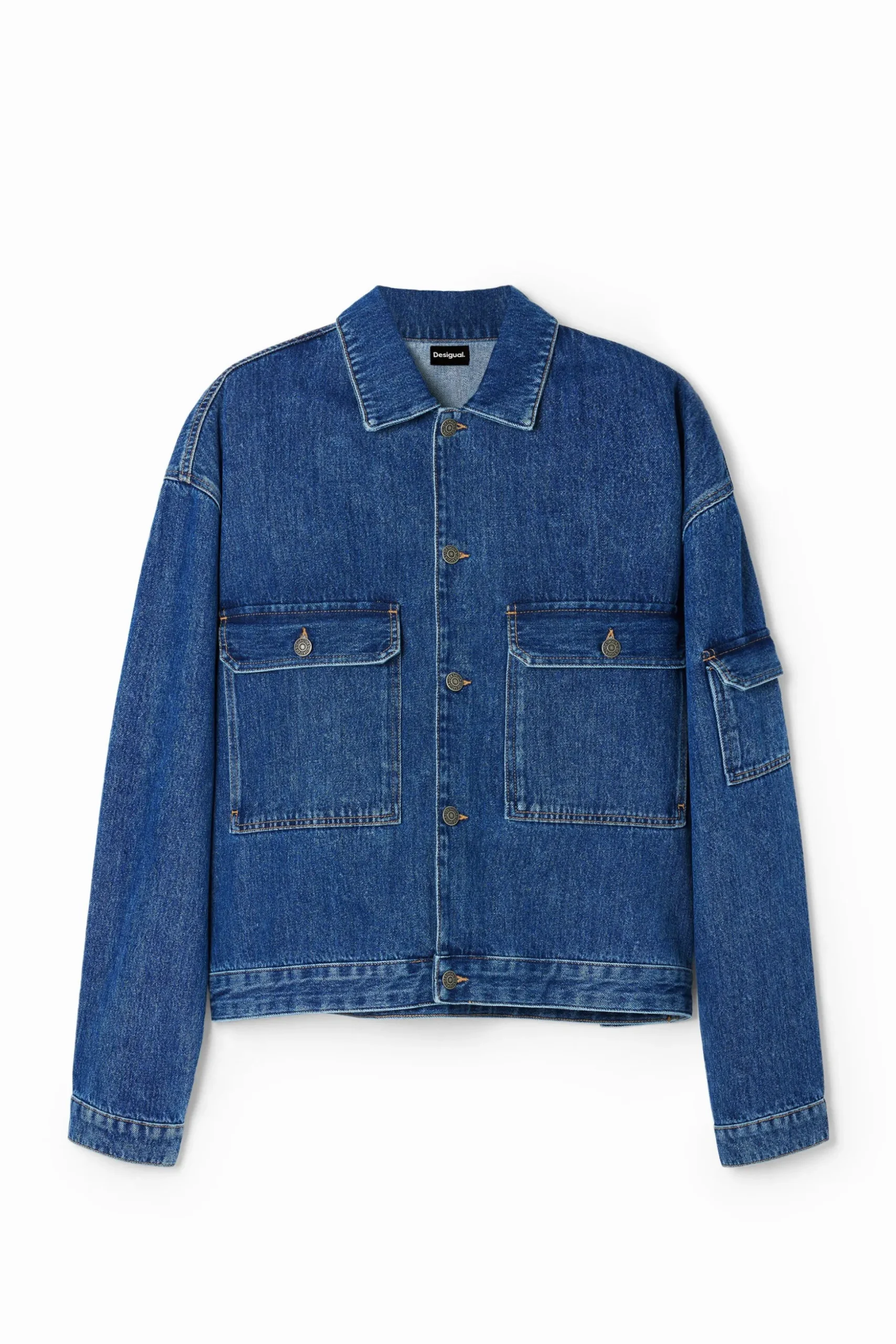 Denim jacket with pockets