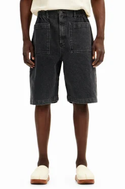 Denim shorts with pockets