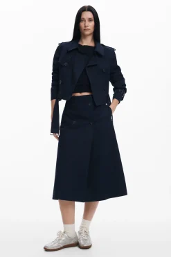 Detachable trench coat