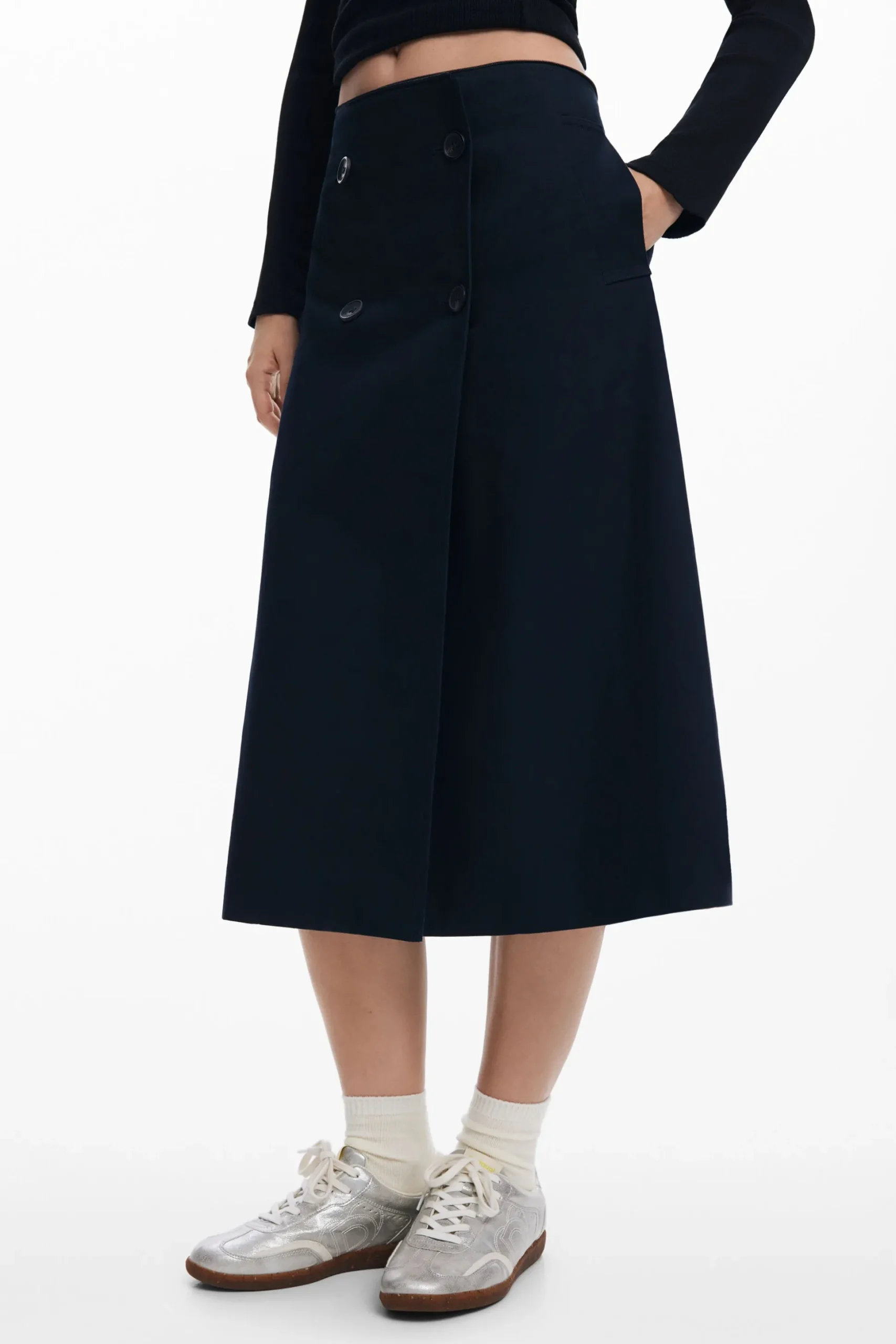 Detachable trench coat