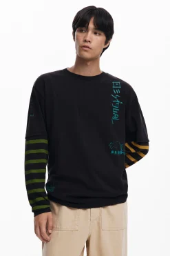 Double sleeve T-shirt