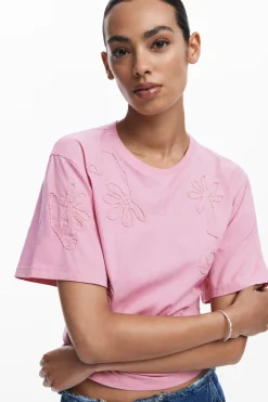 Embroidered flower T-shirt