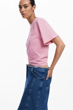 Embroidered flower T-shirt