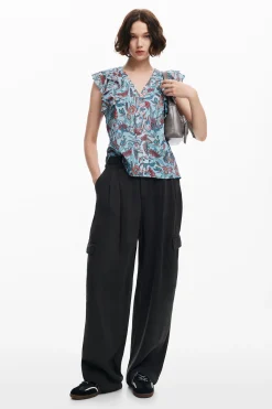 Floral print blouse