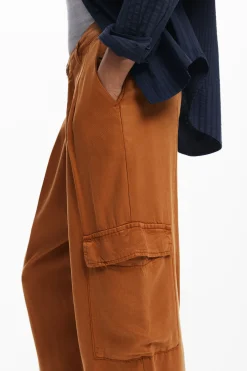 Flowy cargo pants