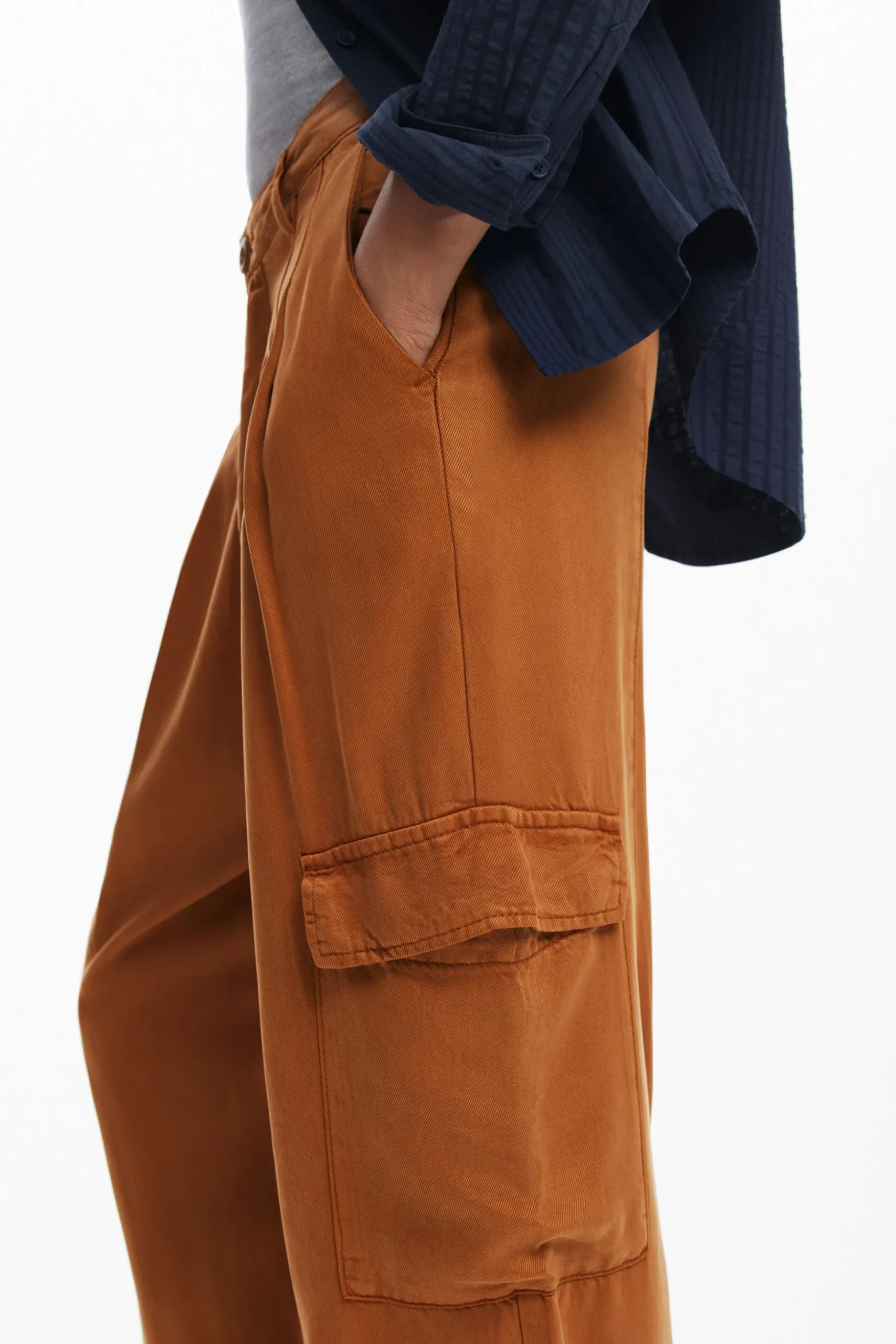 Flowy cargo pants