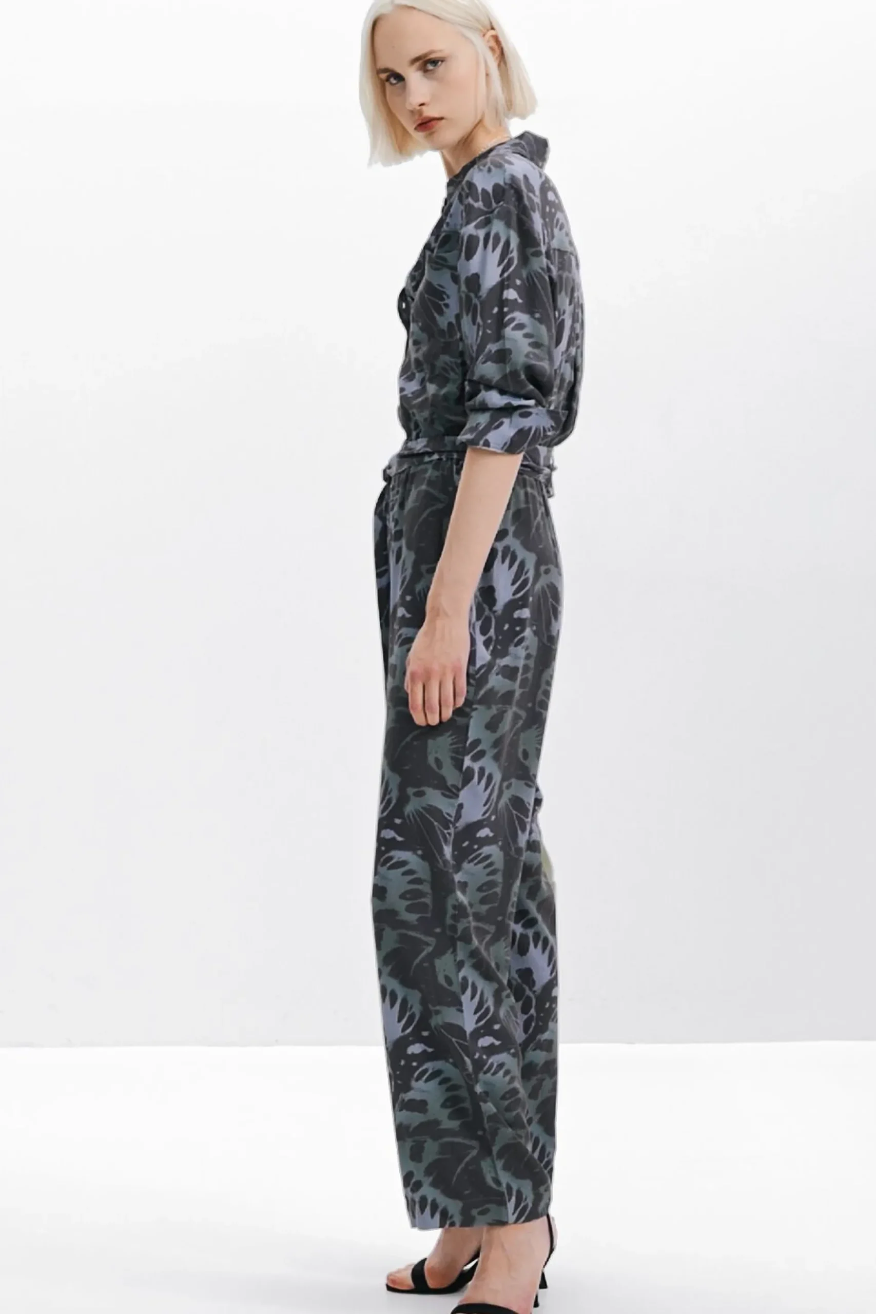 Flowy printed jumpsuit