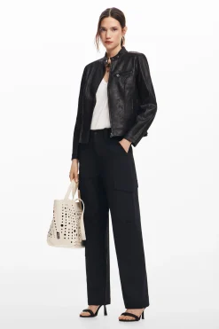 Fluid cargo pants