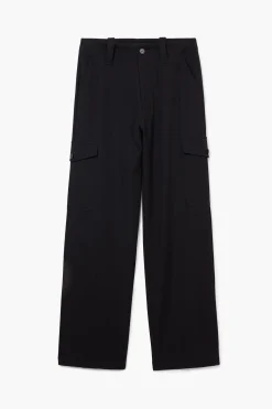 Fluid cargo pants
