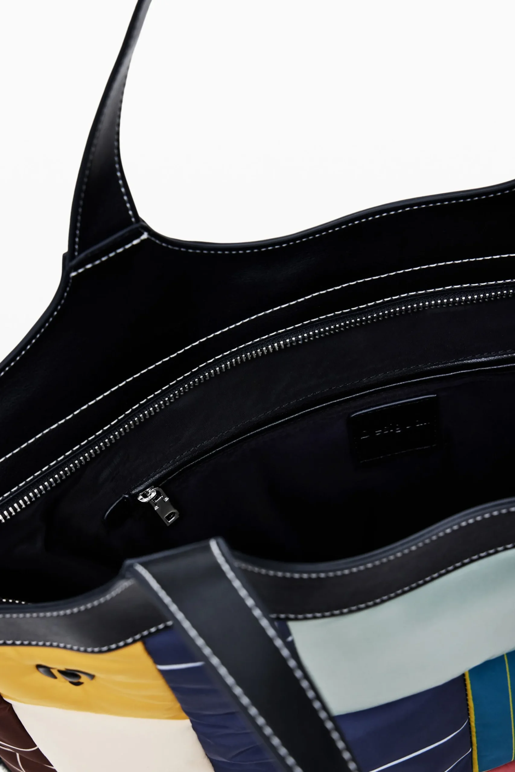 Geometric handle bag