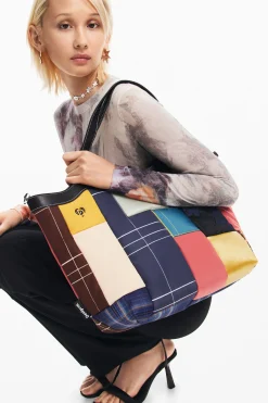 Geometric handle bag
