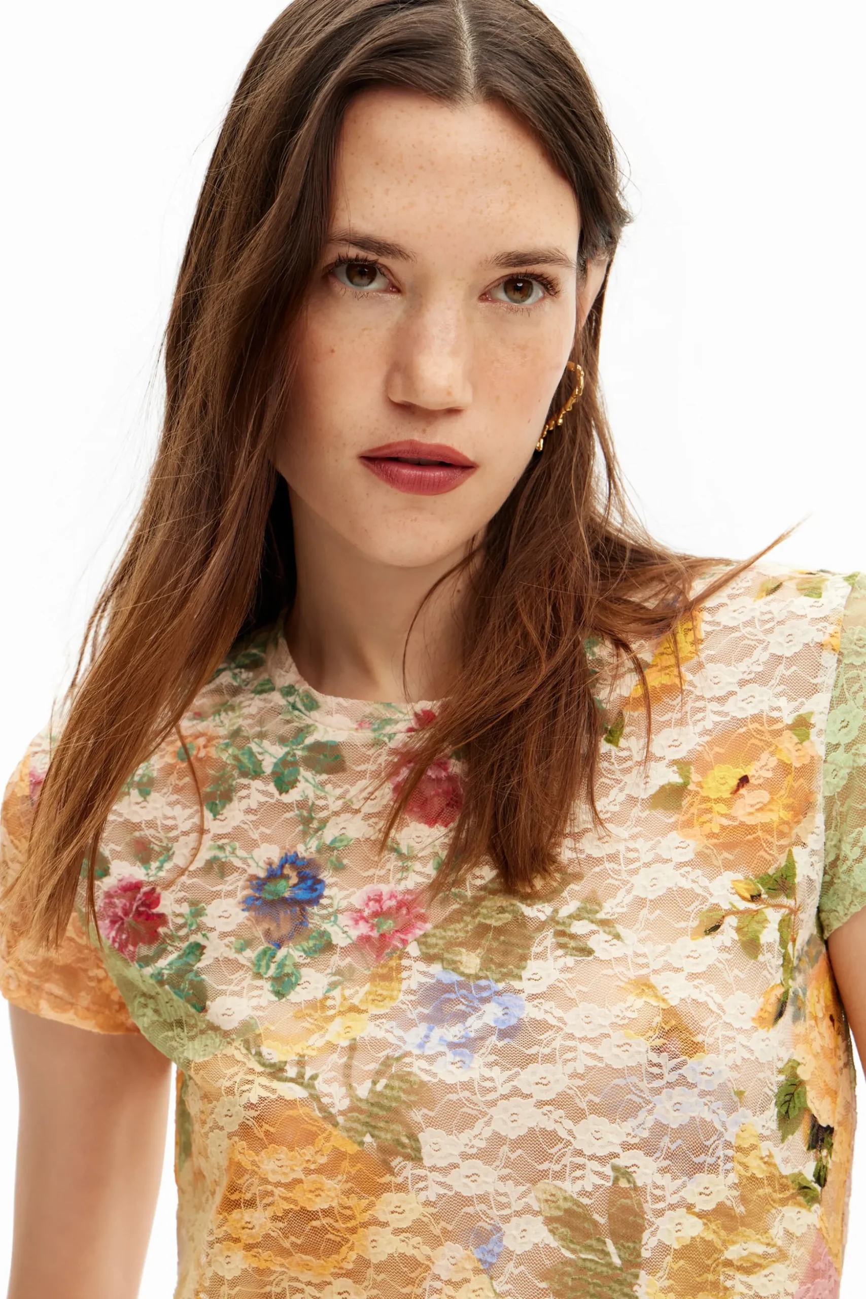 Lace T-shirt with floral pattern
