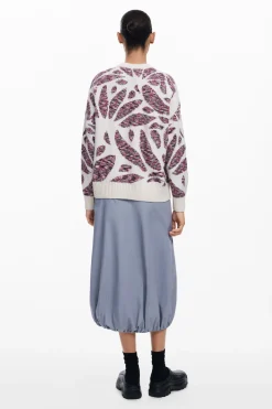 Leaf print sweater