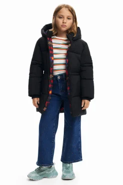 Long coat, large hood, pockets