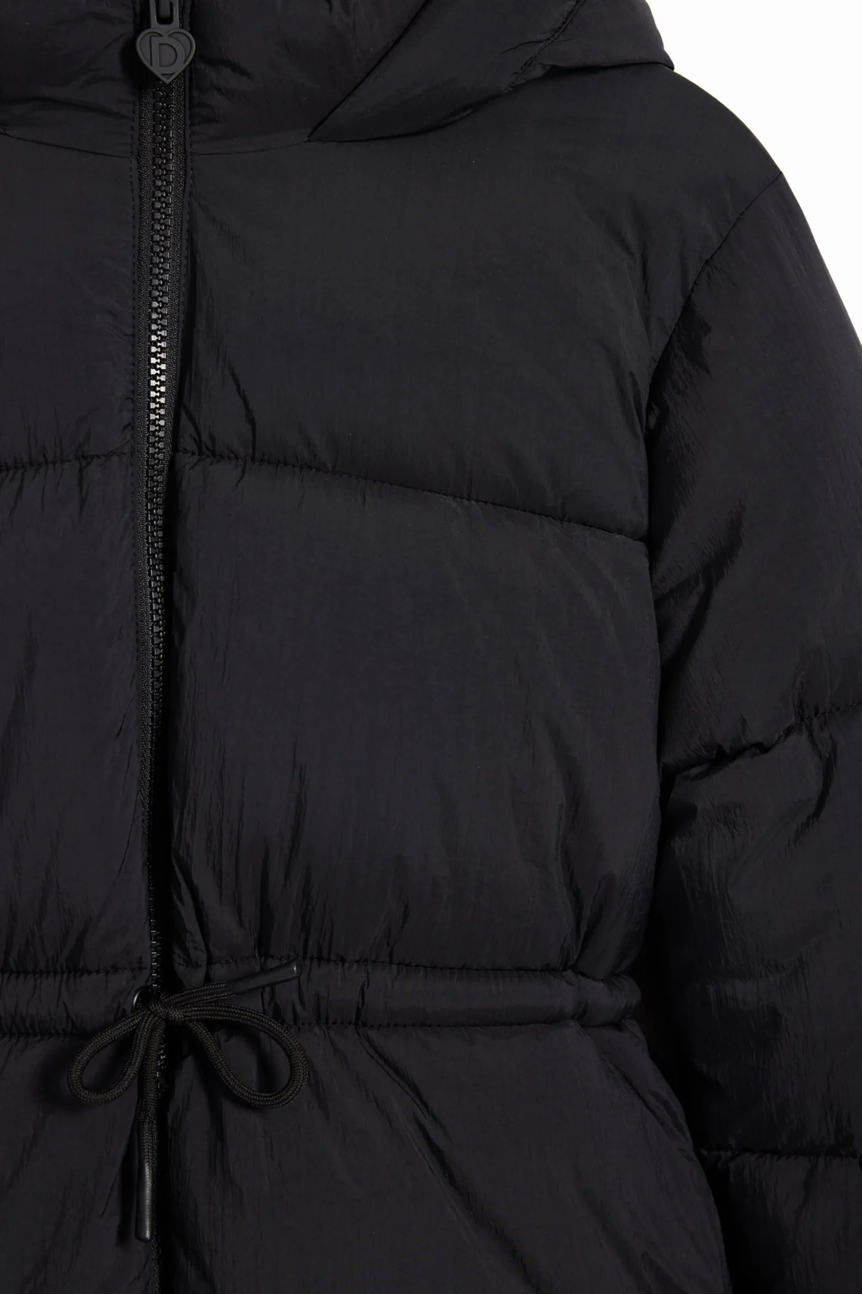 Long coat, large hood, pockets