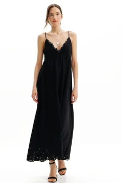 Long lace dress