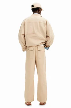 Long pants with pockets