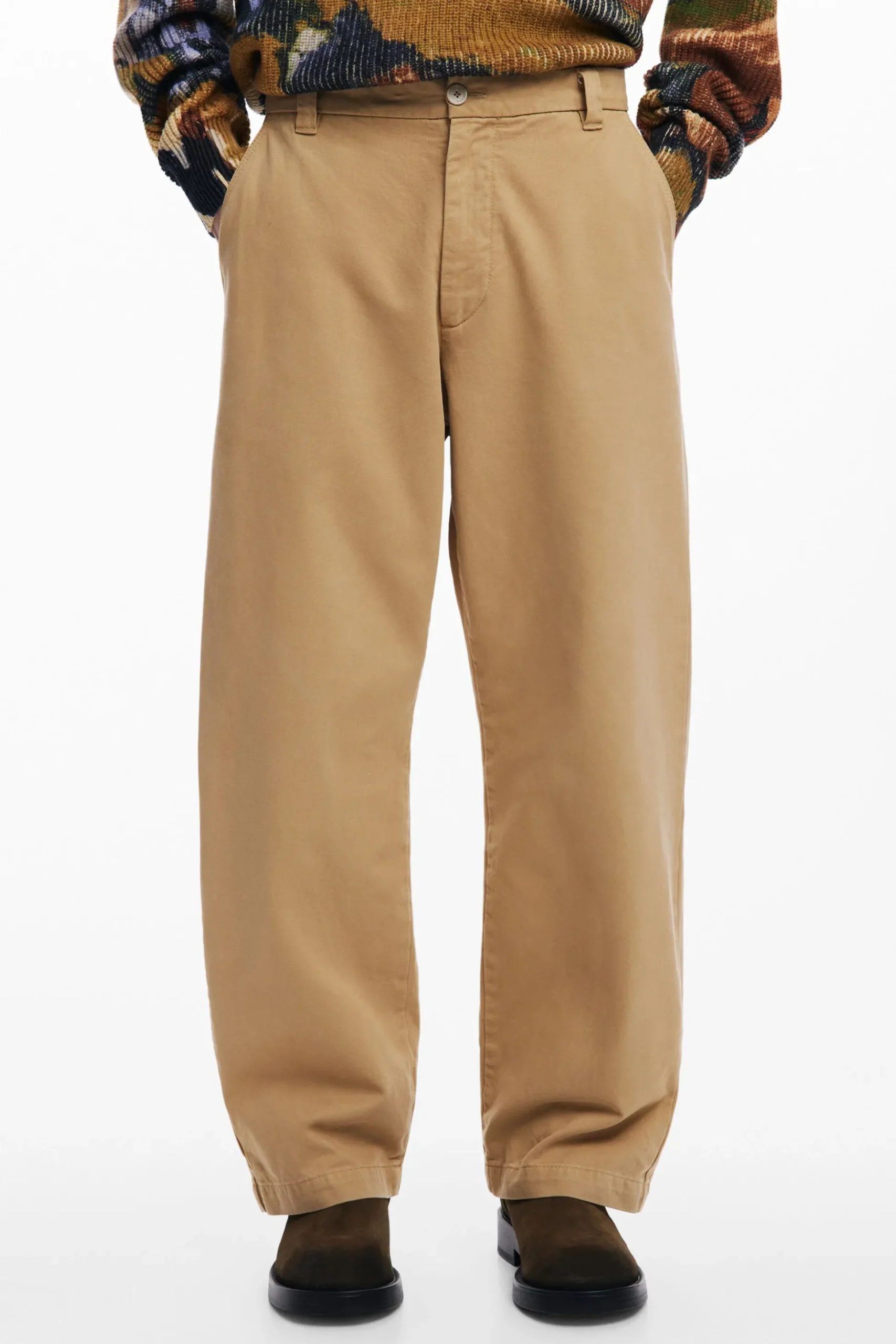 Long pants with pockets