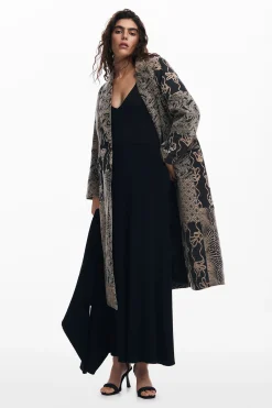 Long patch coat