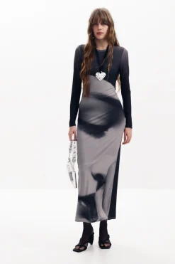 Long portrait dress