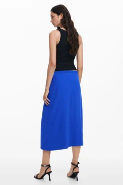 Long skirt