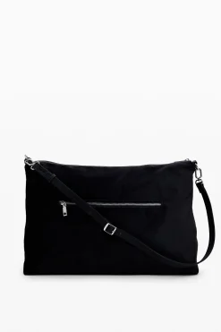 M bag with flowers
