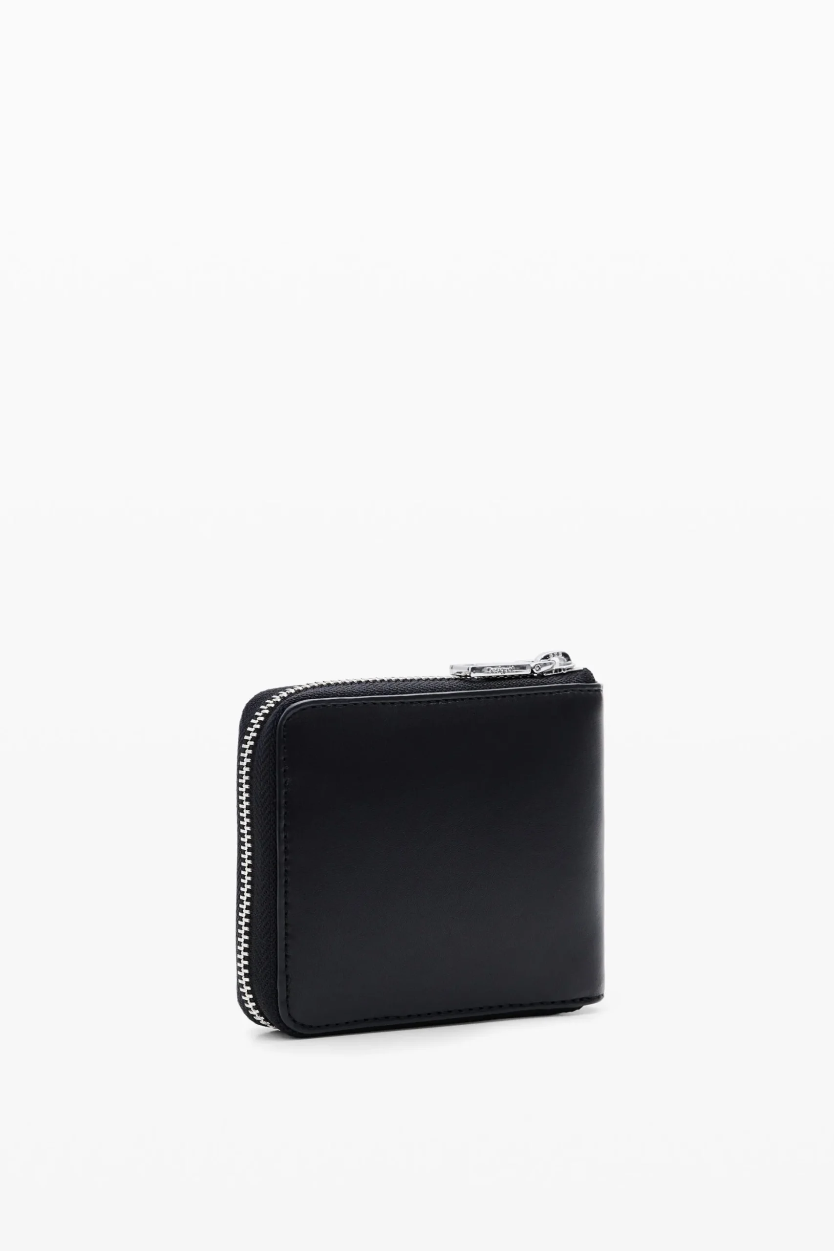 M padded leather wallet