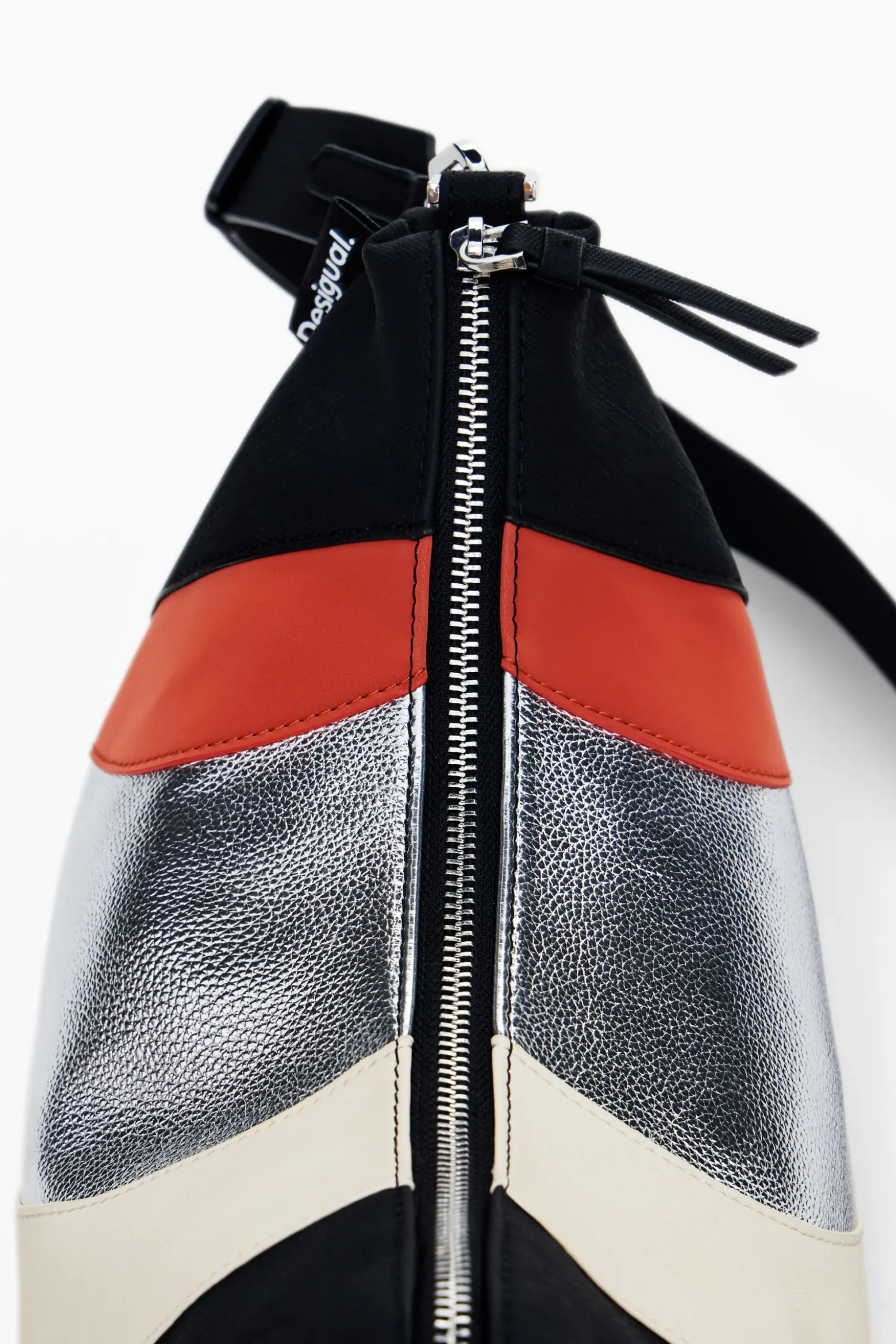 M waves bag