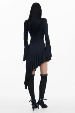 María Escoté asymmetric black dress