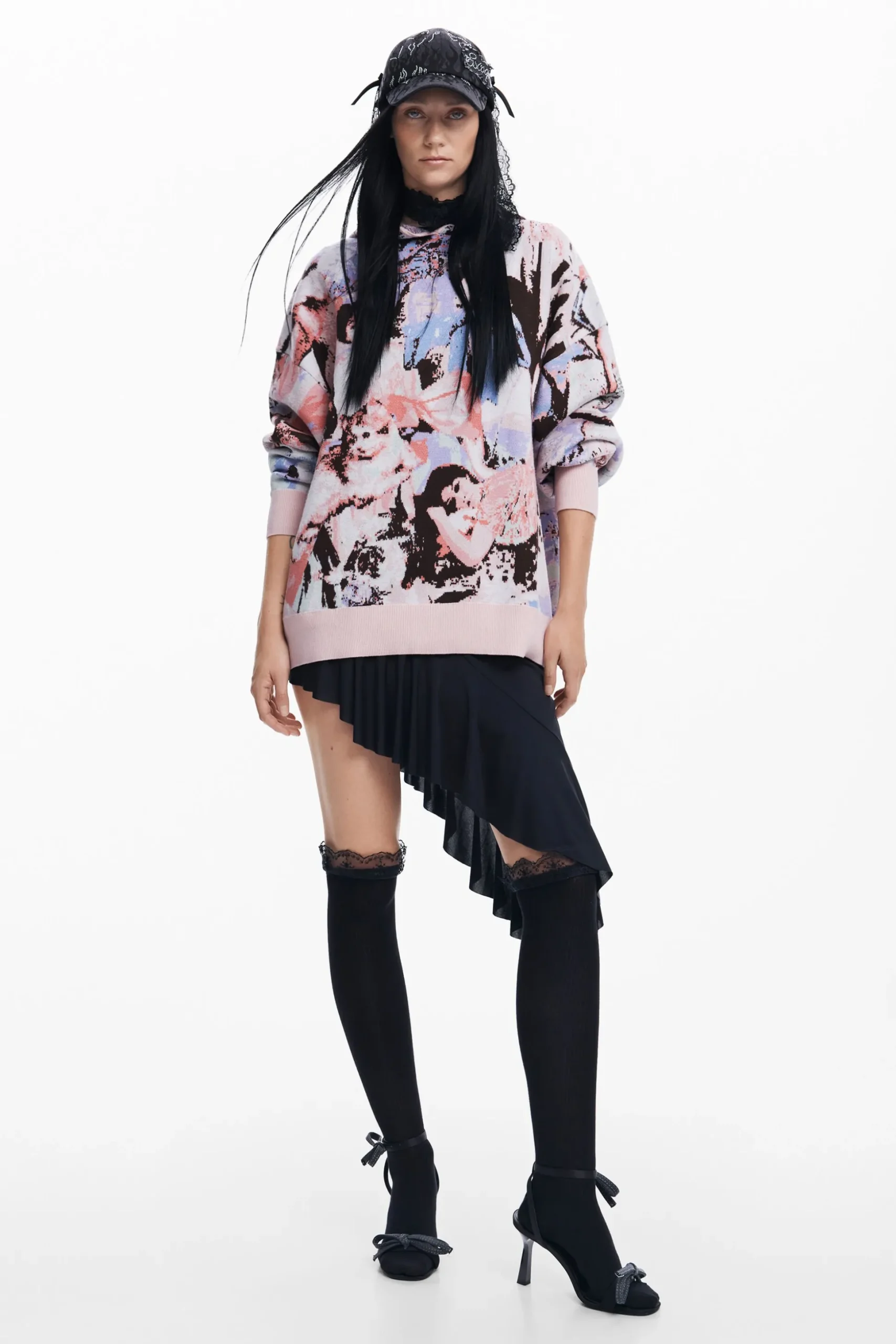 María Escoté hoodie sweater