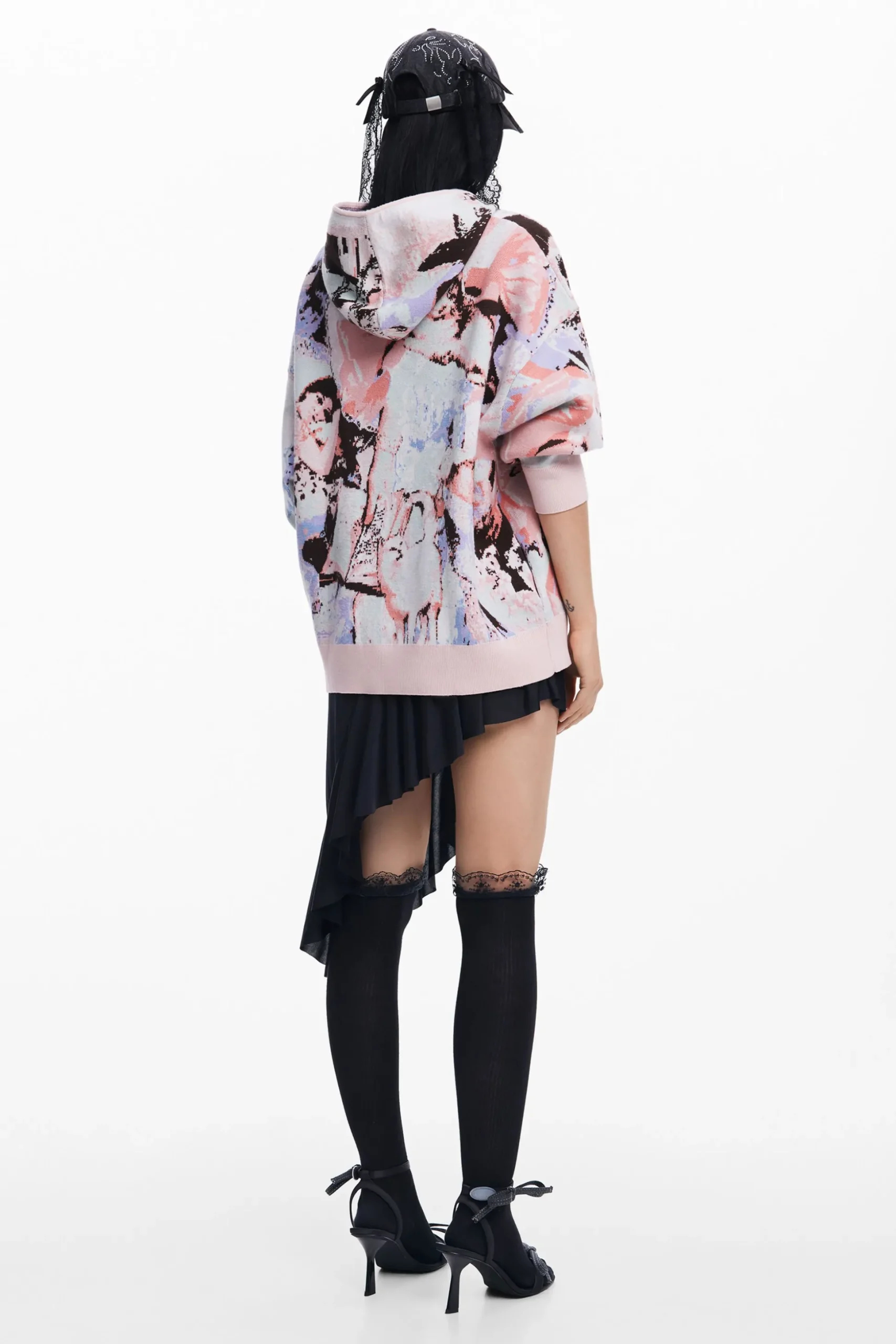 María Escoté hoodie sweater