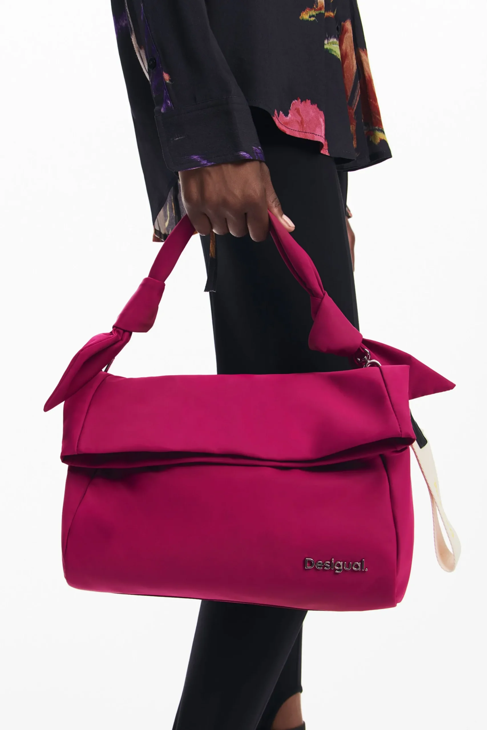 Multi-handle handbag