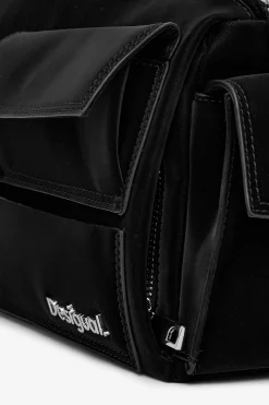Multi-pocket baguette bag