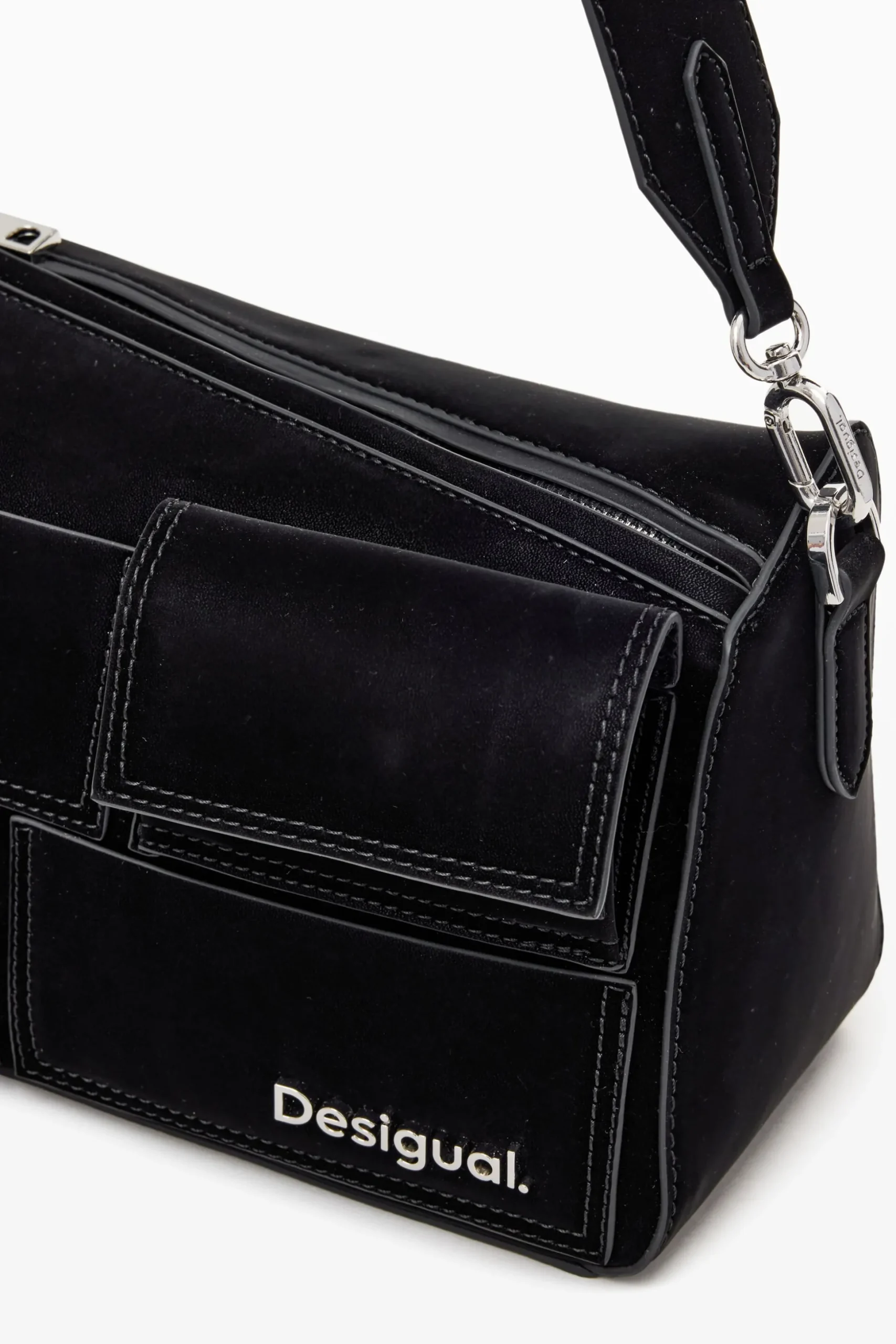 Multi-pocket shoulder bag