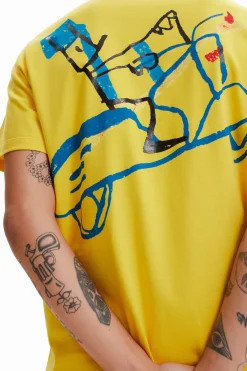 No es lo mismo short-sleeve T-shirt