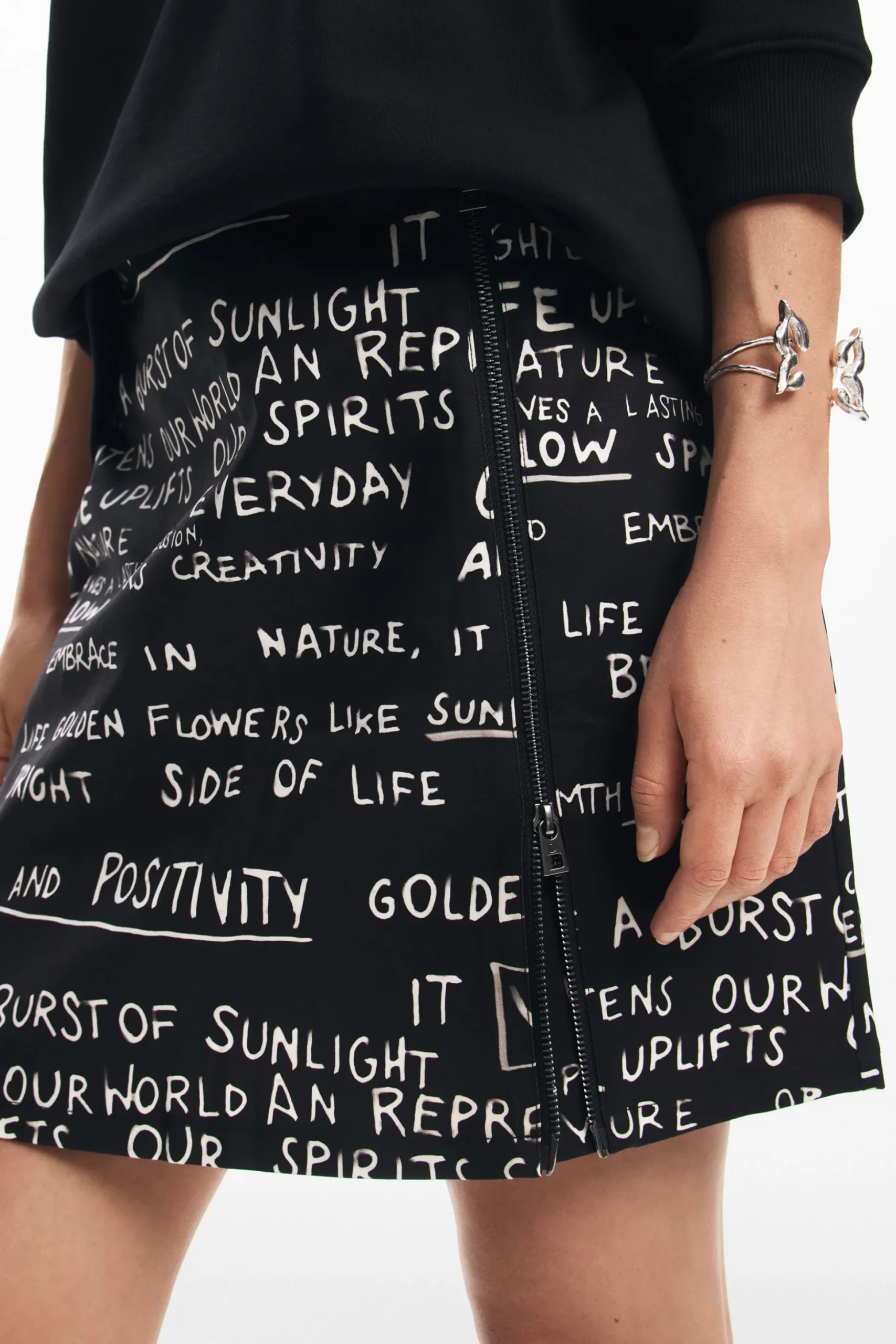 Phrase print miniskirt